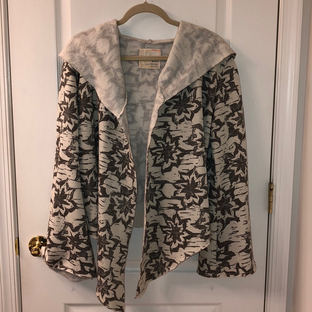Unique Bell Sleeve Sweatshirt
